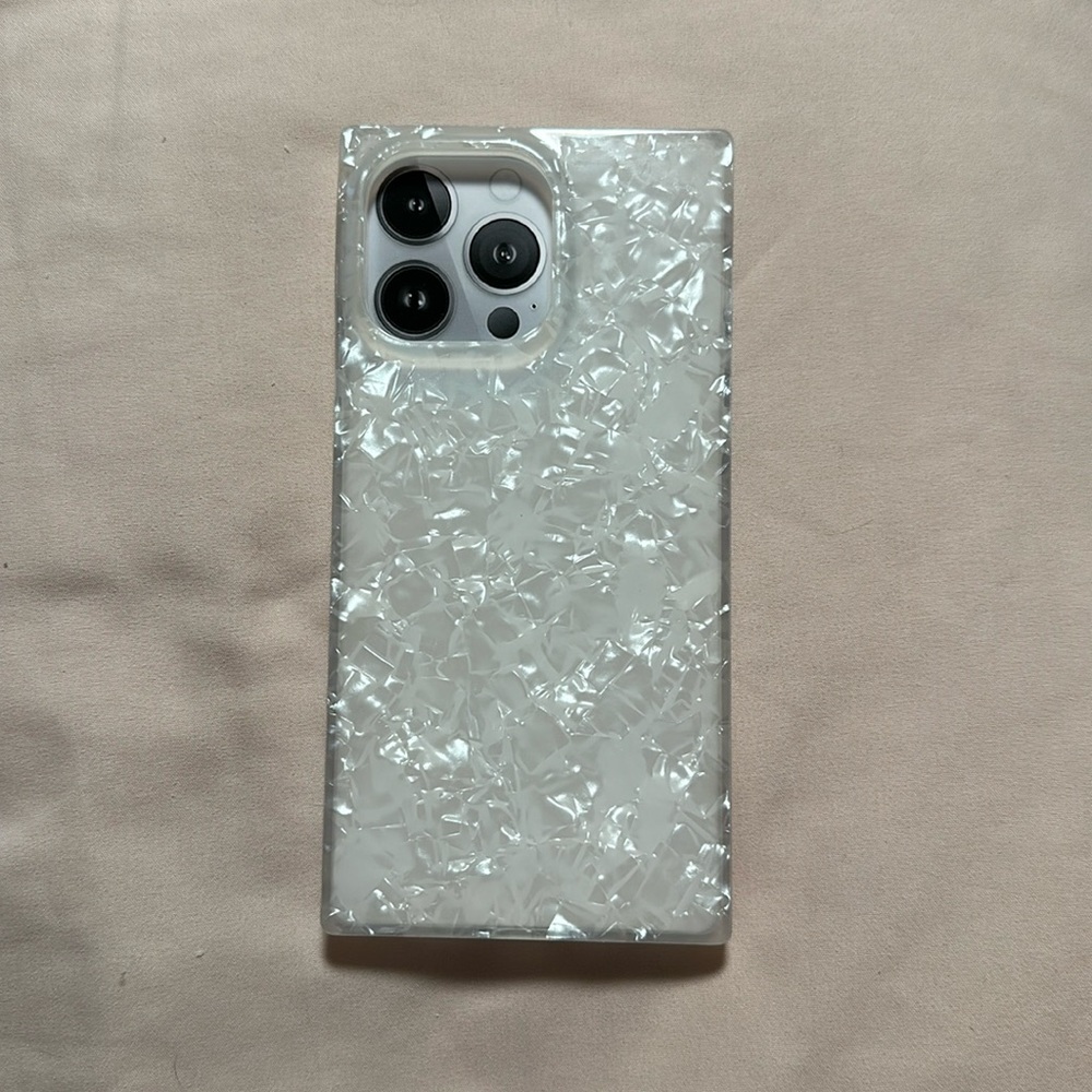 White Pearl SQUARE iPhone 14 Pro Max Case